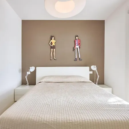 Les Maisons Apartment