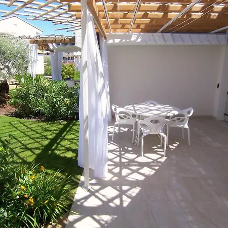 Διαμέρισμα Les Maisons *