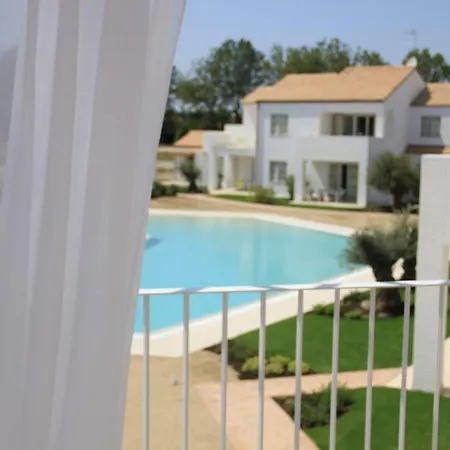 Les Maisons 公寓 *